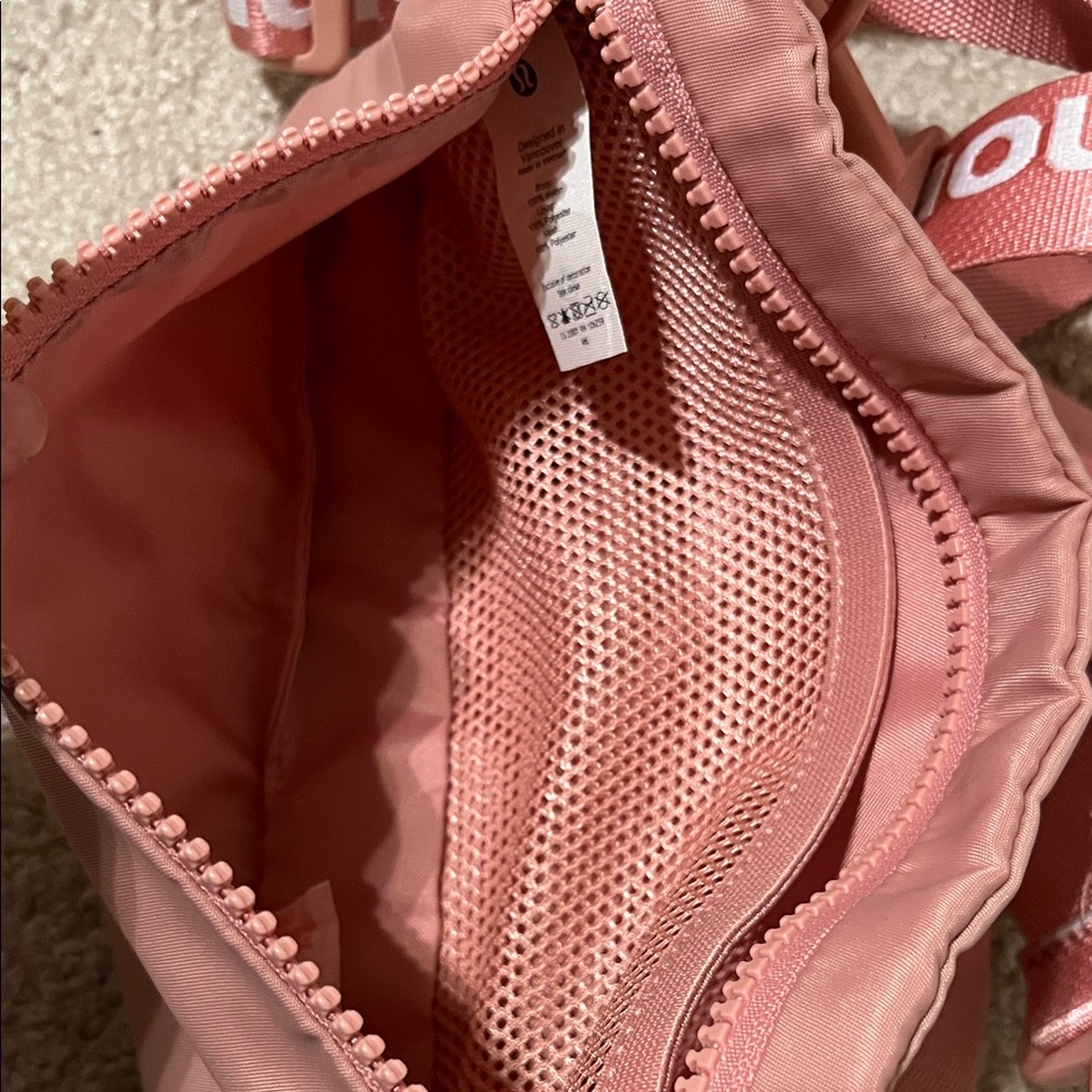 lululemon athletica Blush Pink Crossbody Bag - Picture 4 of 5